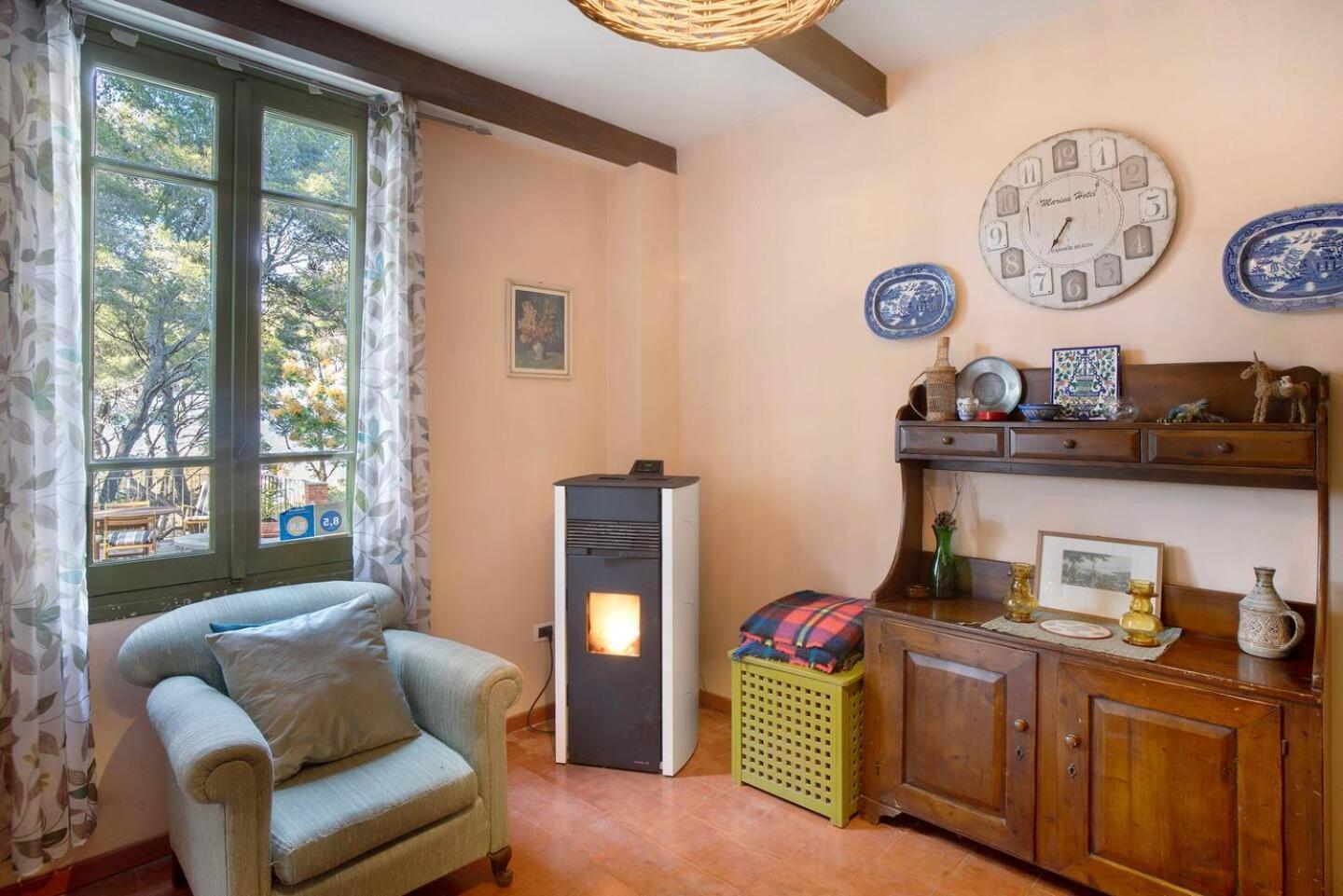 Torre Alpicella Holiday Home, A Scenic Escape Into Nature And Relaxation ดิอาโนมารีนา ภายนอก รูปภาพ
