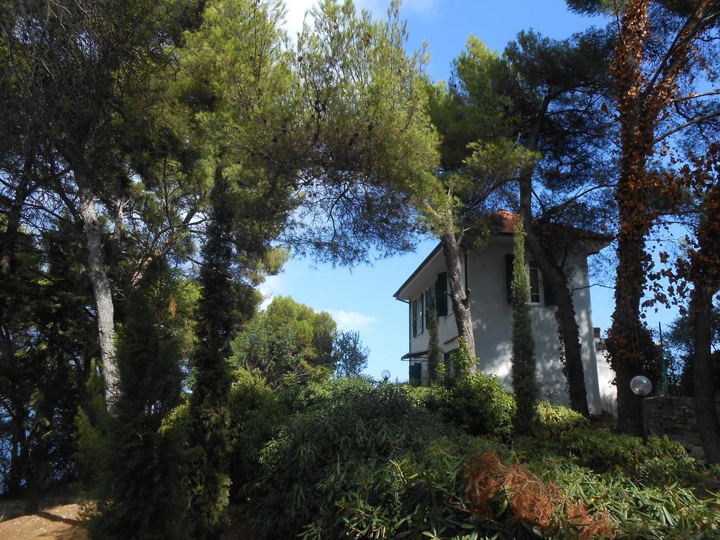 Torre Alpicella Holiday Home, A Scenic Escape Into Nature And Relaxation ดิอาโนมารีนา ภายนอก รูปภาพ
