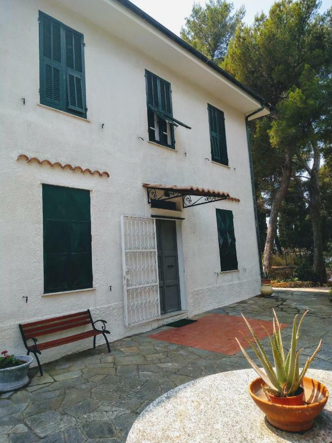 Torre Alpicella Holiday Home, A Scenic Escape Into Nature And Relaxation ดิอาโนมารีนา ภายนอก รูปภาพ